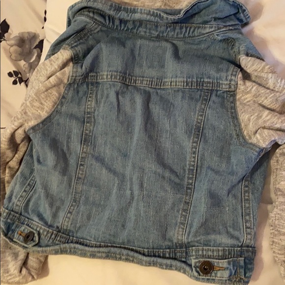 Jean jacket - Picture 3 of 3